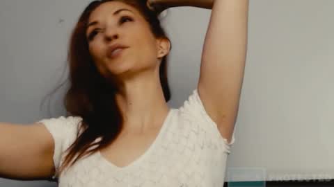 Snapshot of tiannarae chatting on November 17, 6:35 pm TIANNA online show from November 17, 6:35 pm