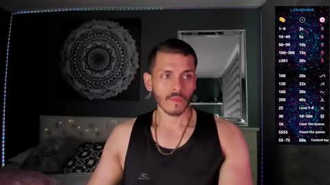 Tian Zilac online show from November 1, 9:28 pm