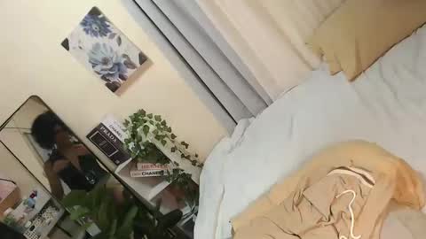 Sam online show from December 16, 4:45 am