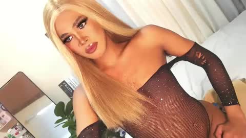 Sam online show from December 21, 3:47 am