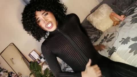 Sam online show from February 6, 2:44 am