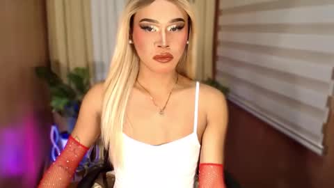 Sam online show from September 20, 6:42 pm