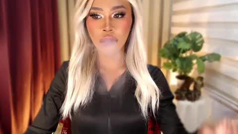 Sam online show from February 23, 4:37 pm