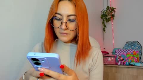 Tiarha online show from December 11, 5:21 am