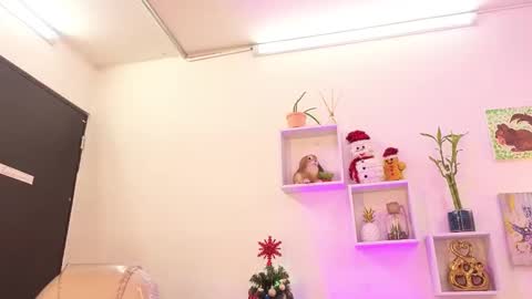 Tiarha online show from November 17, 3:34 am