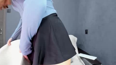 tibetian_fox_matilda online show from October 30, 11:55 am