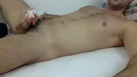 Snapshot of tiburonbeach39 chatting on December 31, 3:53 pm Tiburonbeach online show from December 31, 3:53 pm