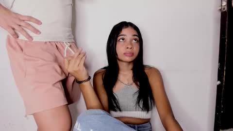 Snapshot of tibustream chatting on February 7, 9:51 pm tibustream online show from February 7, 9:51 pm