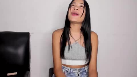 Snapshot of tibustream chatting on February 20, 8:31 pm tibustream online show from February 20, 8:31 pm