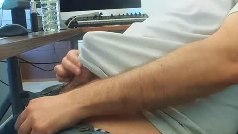 Snapshot of tico_15 chatting on June 19, 6:18 am tico_15 online show from June 19, 6:18 am