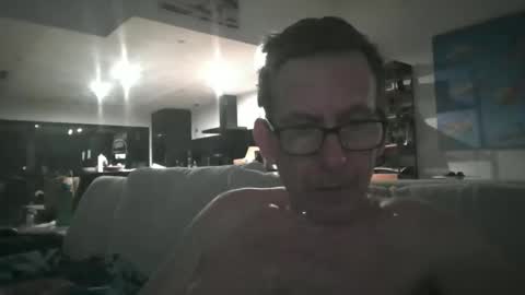 JustMe online show from March 24, 1:05 pm