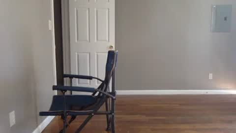 Snapshot of tierrahenri chatting on February 24, 6:36 pm Tierra Henri online show from February 24, 6:36 pm