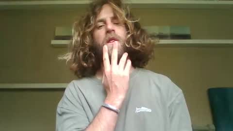 Snapshot of tifa_lockheart chatting on February 3, 8:41 am tifa_lockheart online show from February 3, 8:41 am