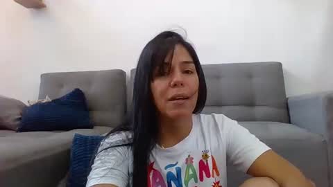 Snapshot of tifannylovesquirt chatting on December 16, 2:38 pm Tifany online show from December 16, 2:38 pm