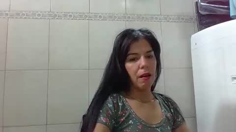 Snapshot of tifannylovesquirt chatting on January 11, 4:25 pm Tifany online show from January 11, 4:25 pm