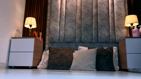 Tiff3 online show from March 4, 8:26 pm