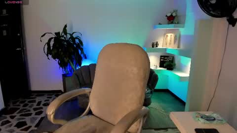    online show from July 25, 4:32 am