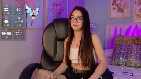 Snapshot of tifanywolf_ chatting on November 23, 6:57 am Tifanny online show from November 23, 6:57 am