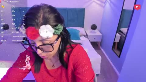 Snapshot of tiffani__love chatting on February 18, 12:39 pm Tiffany online show from February 18, 12:39 pm