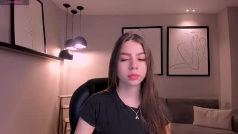 Snapshot of tiffannysins chatting on October 23, 4:23 am Tiffanny Sins online show from October 23, 4:23 am