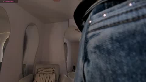 Tiffanny Sins online show from April 19, 6:10 pm