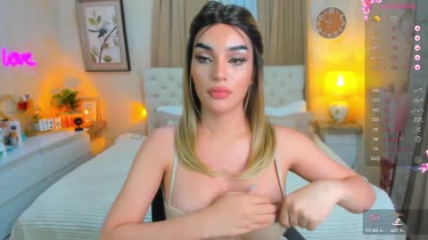 Snapshot of tiffany_cams chatting on February 27, 2:21 pm Tiffany online show from February 27, 2:21 pm