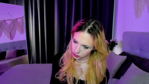 Snapshot of tiffany_king chatting on May 8, 5:46 am Tiffany online show from May 8, 5:46 am