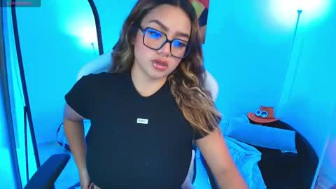 Tiffany Lopez online show from July 27, 3:13 am