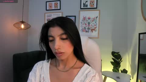 tiffany_low online show from April 19, 3:22 pm