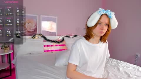 tiffany_roy online show from December 29, 5:53 am