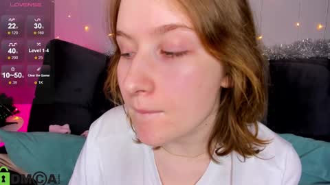 tiffany_roy online show from January 11, 6:03 am