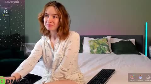 tiffany_roy online show from January 21, 2:54 am