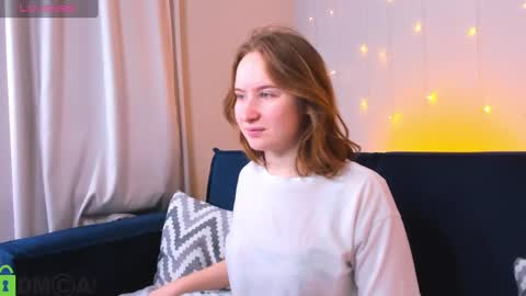 tiffany_roy online show from January 27, 2:42 am