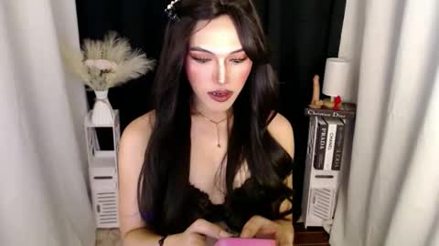 tiffany online show from November 22, 6:29 pm