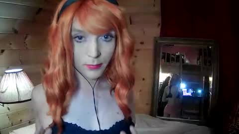 Snapshot of tiffanycase384727 chatting on May 27, 4:31 am tiffanycase384727 online show from May 27, 4:31 am
