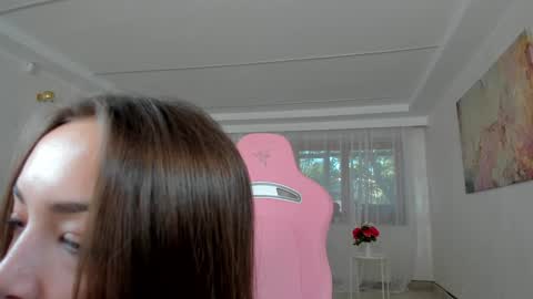 Tiffany Houston online show from September 22, 6:15 am