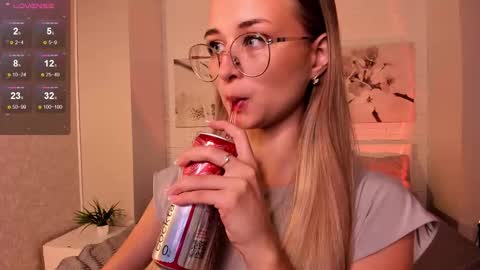 Tiffany online show from September 17, 12:07 pm