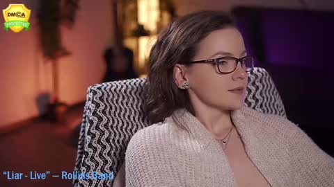 tiffanyriox online show from February 25, 6:03 am