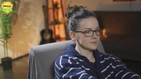 tiffanyriox online show from February 25, 12:42 am