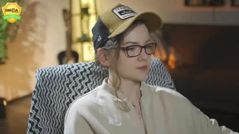 tiffanyriox online show from April 23, 11:51 pm