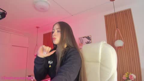 Snapshot of tiffanywright_ chatting on January 14, 11:31 am Tiffany online show from January 14, 11:31 am