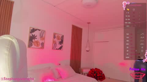 Snapshot of tiffanywright_ chatting on January 17, 12:31 pm Tiffany online show from January 17, 12:31 pm