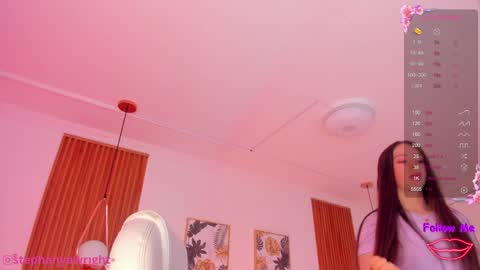 Snapshot of tiffanywright_ chatting on January 30, 12:48 pm Tiffany online show from January 30, 12:48 pm