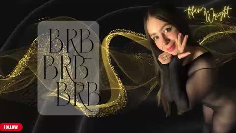 Snapshot of tiffanywright_ chatting on October 4, 11:52 am Tiffany online show from October 4, 11:52 am