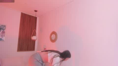 Tiffany online show from January 19, 1:04 pm