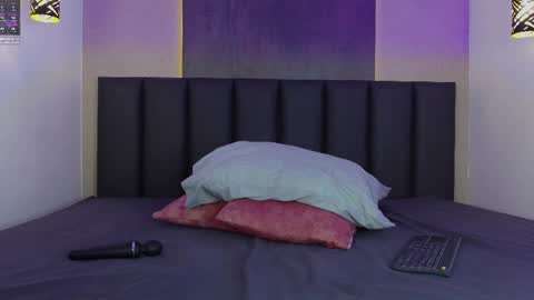 Tiffany  online show from February 12, 10:59 pm