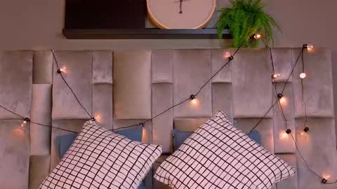 Tiffany  online show from November 11, 7:58 pm