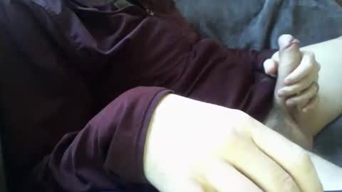 Tigerguy000 online show from March 9, 3:38 pm