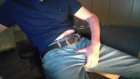 tigerjow941808 online show from April 11, 8:13 pm