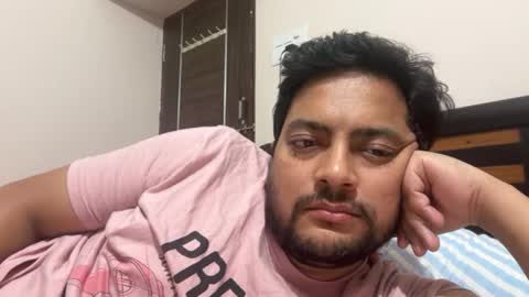 Snapshot of tigertinku chatting on November 10, 6:29 pm tigertinku online show from November 10, 6:29 pm